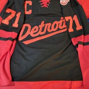 Detroit Red Wings Larkin Black & Red Hockey Jersey with Number 71